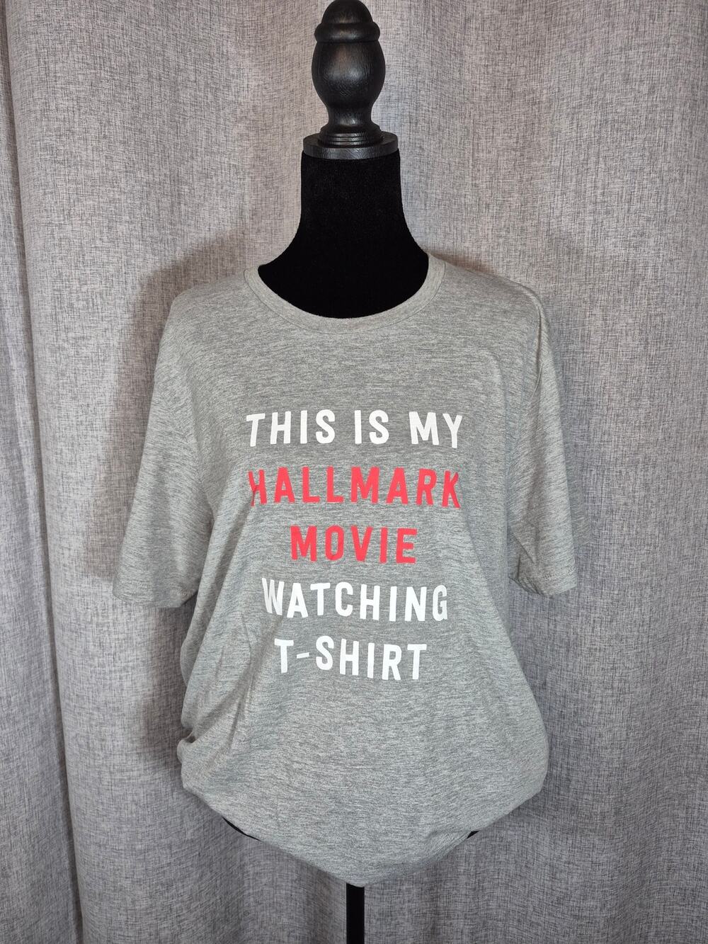 Hallmark Channel This Is My Hallmark Movie Watching T-Shirt Nightshirt Gray L